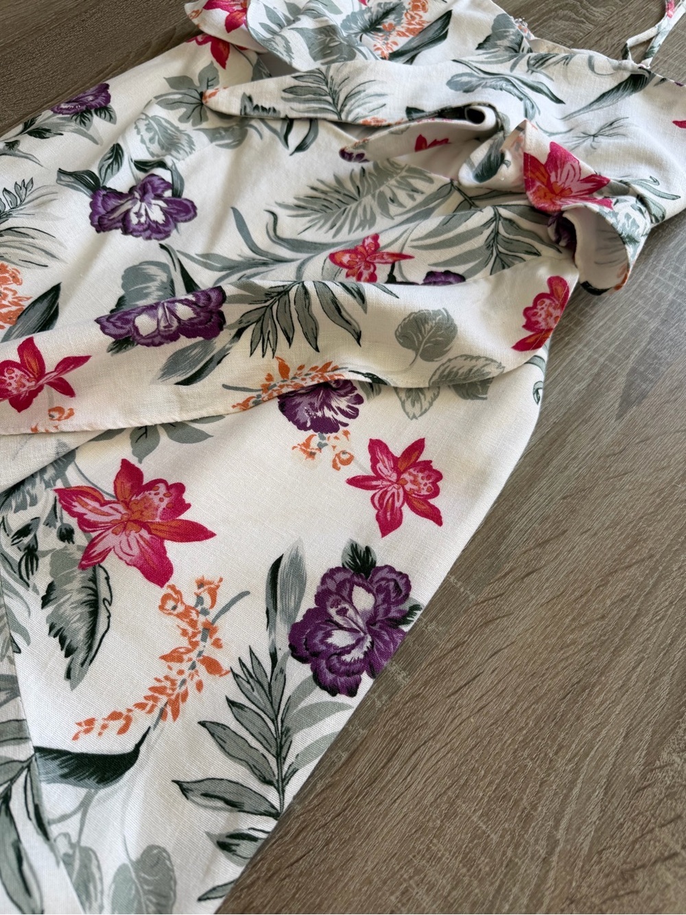 Wayf Mahari Ruffle Knot Front Floral Linen Blend Dress - Picture 10 of 16